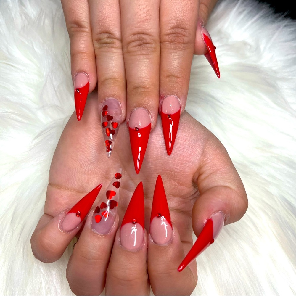 Press on nails